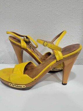 Womens 7.5 Vintage Nina Spain Leather Retro Slingback Wood Heels Pumps Yellow
